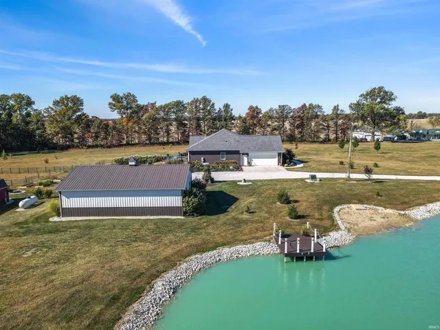 $730,000 | 716 East 550 North, Uniondale, IN 46791