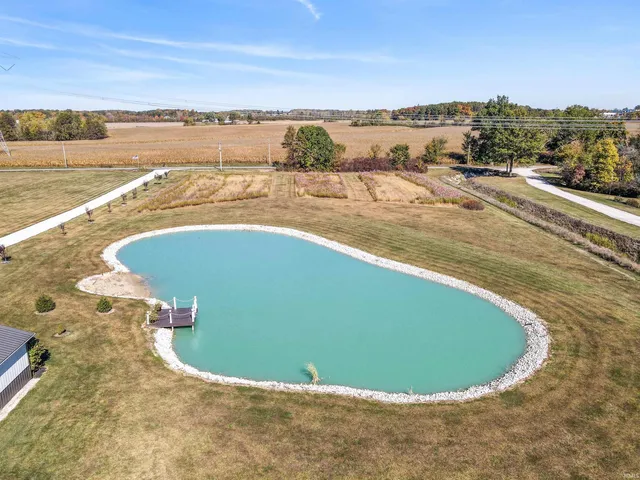 $730,000 | 716 East 550 North, Uniondale, IN 46791