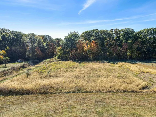 $730,000 | 716 East 550 North, Uniondale, IN 46791