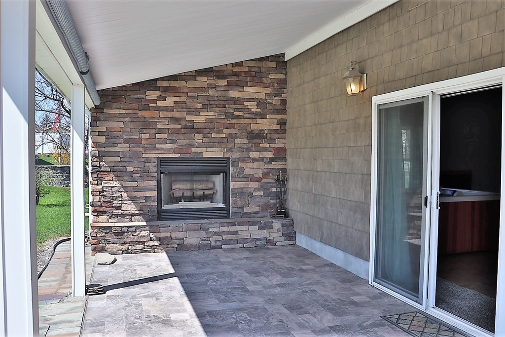 150 Maine Road Plattsburgh, NY 12903 - Photo 11 of 31 Gallery Image 11