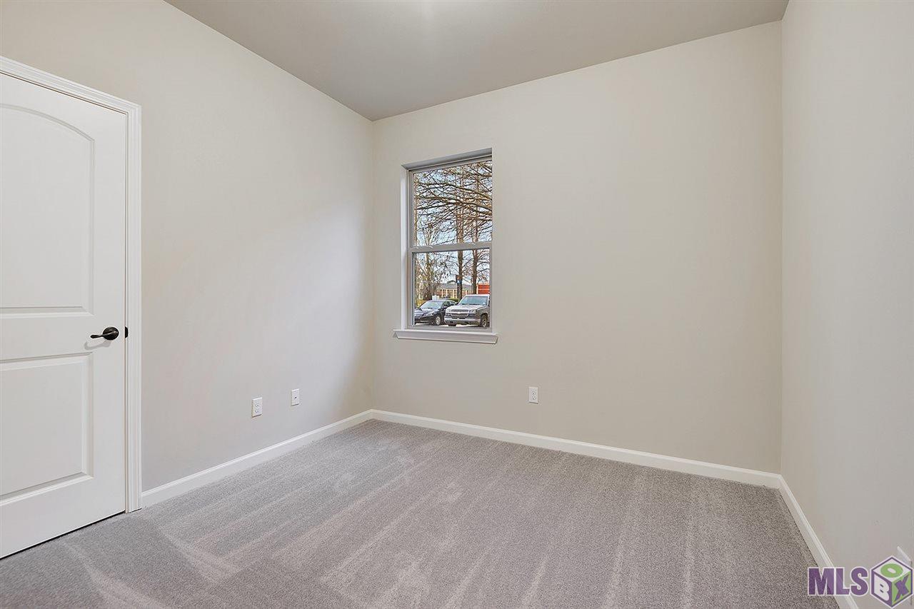 3052 South Roth Avenue Gonzales, LA 70737 - Photo 4 of 10