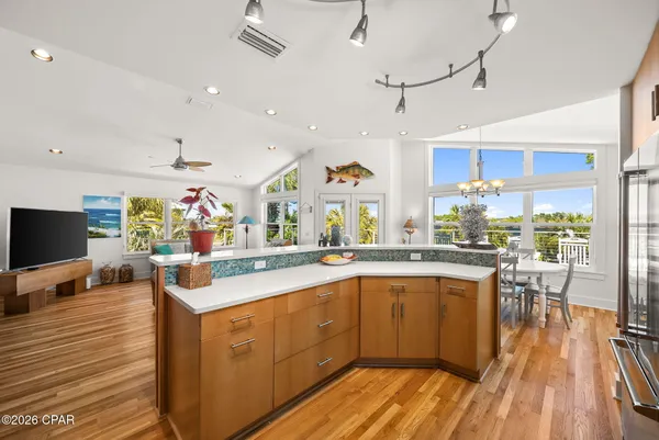 $1,425,000 | 5706 South Lagoon Drive, Panama City, FL 32408