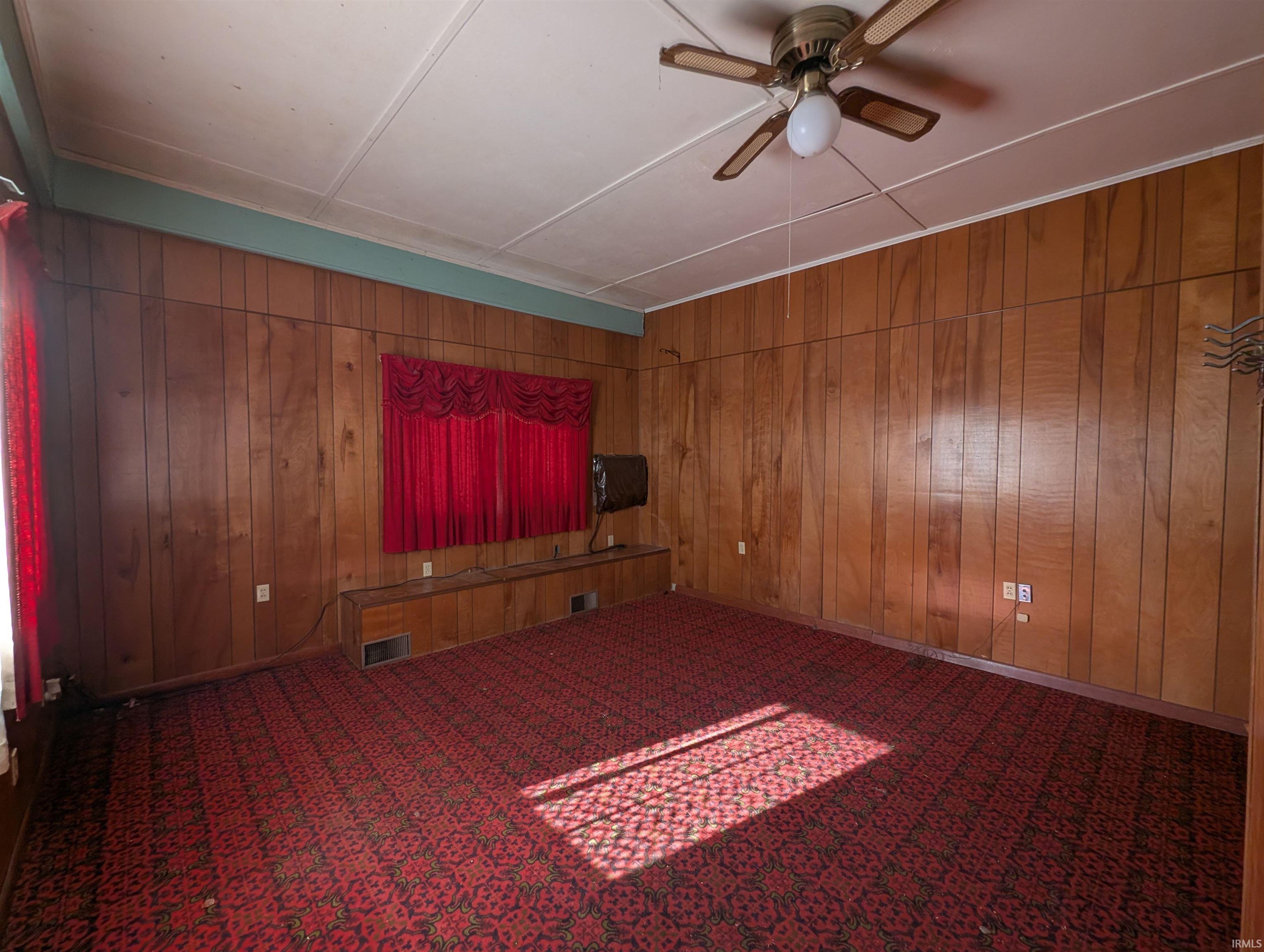 102 Eastgate Avenue Loogootee, IN 47553 - Photo 13 of 25