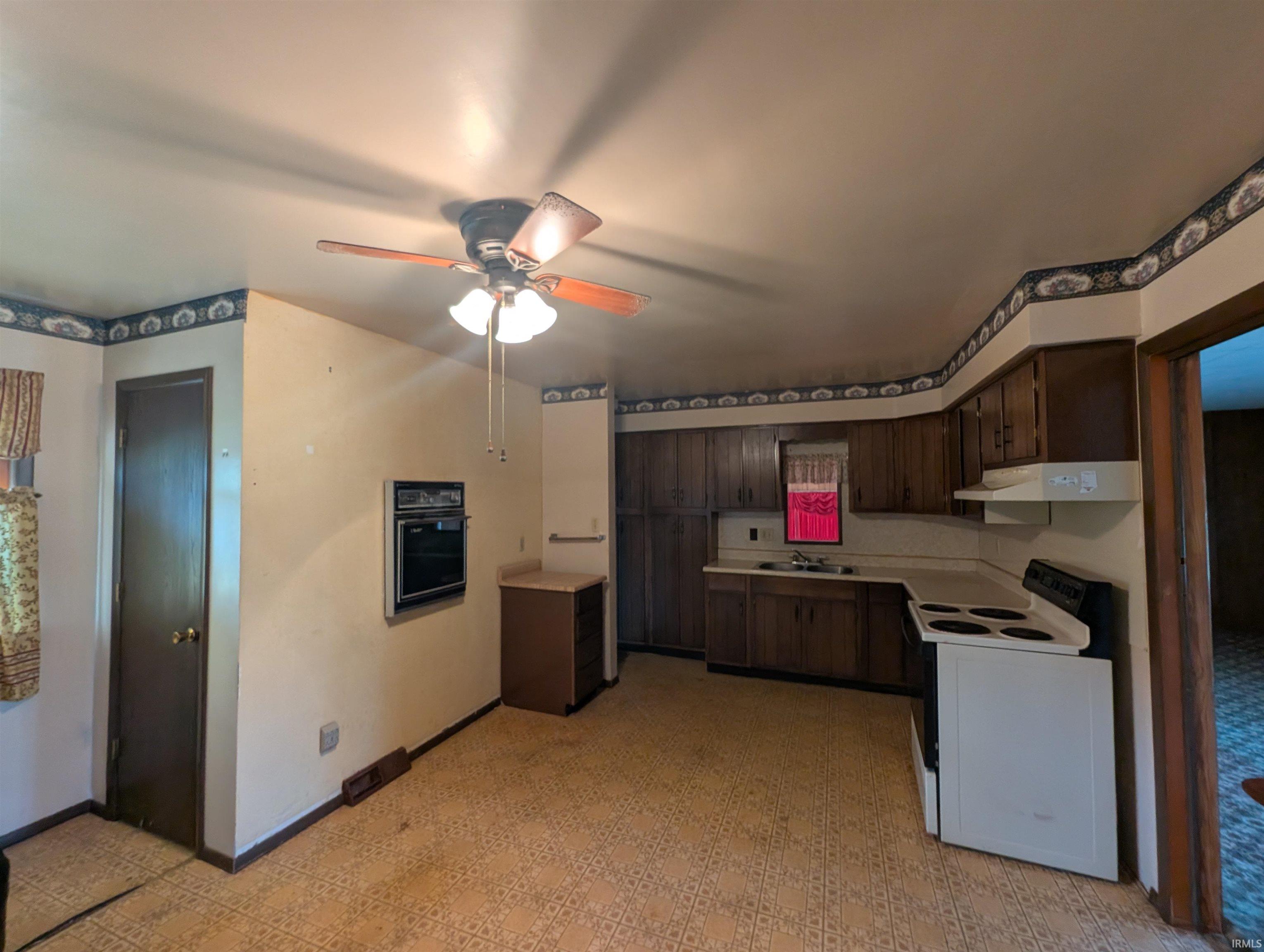 102 Eastgate Avenue Loogootee, IN 47553 - Photo 15 of 25