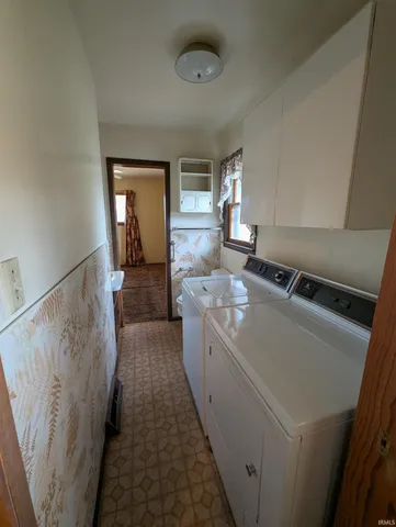 $225,000 | 102 Eastgate Avenue, Loogootee, IN 47553