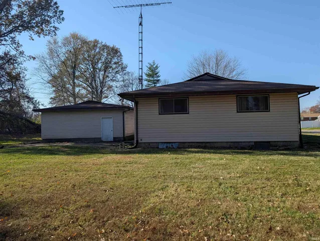 $225,000 | 102 Eastgate Avenue, Loogootee, IN 47553