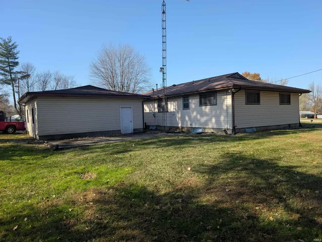 $225,000 | 102 Eastgate Avenue, Loogootee, IN 47553
