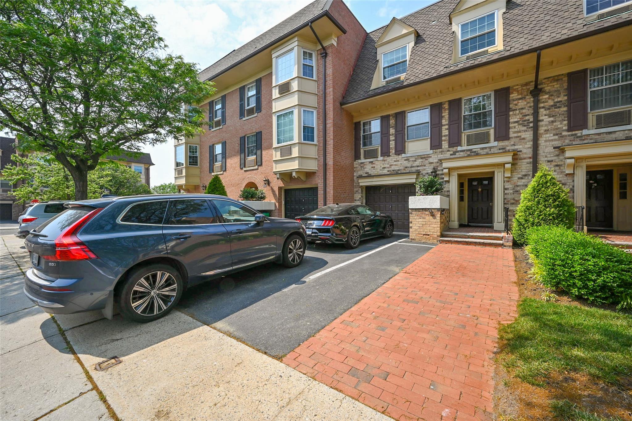 206-05 Emily Road, Unit 6U Queens, NY 11360 - Photo 1 of 1 Extendded Long Driveway