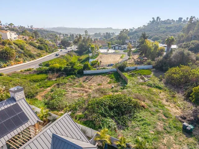 $1,195,000 | 4269 Hillside Drive, Carlsbad, CA 92008
