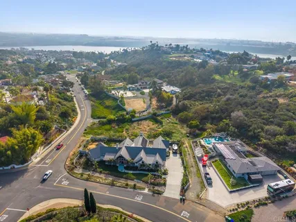 $1,195,000 | 4269 Hillside Drive, Carlsbad, CA 92008