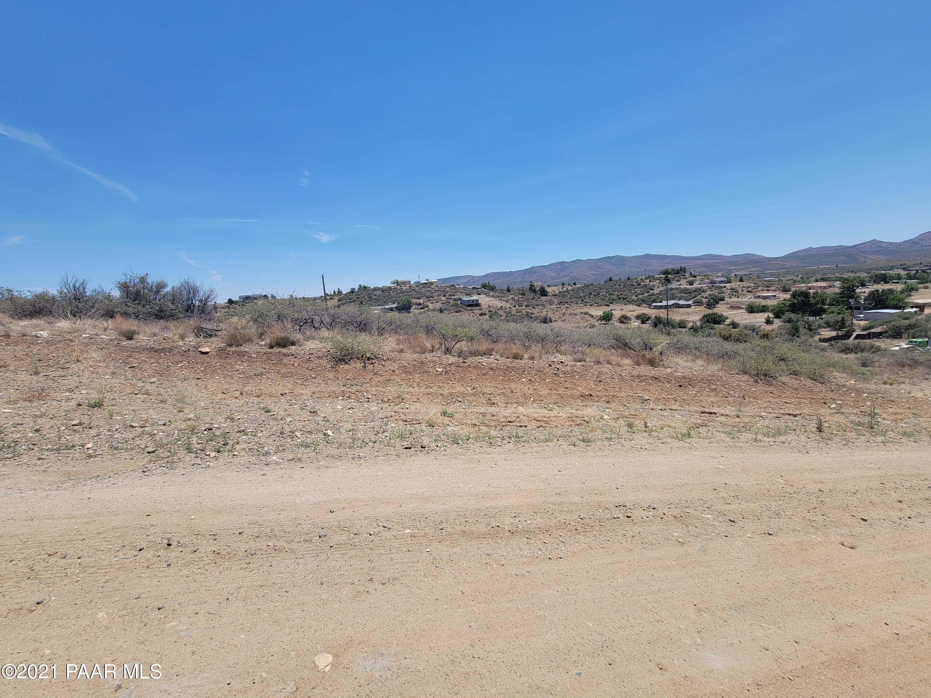 18123-141 Spoon Road Peeples Valley, AZ 86332 - Photo 2 of 18 Street view