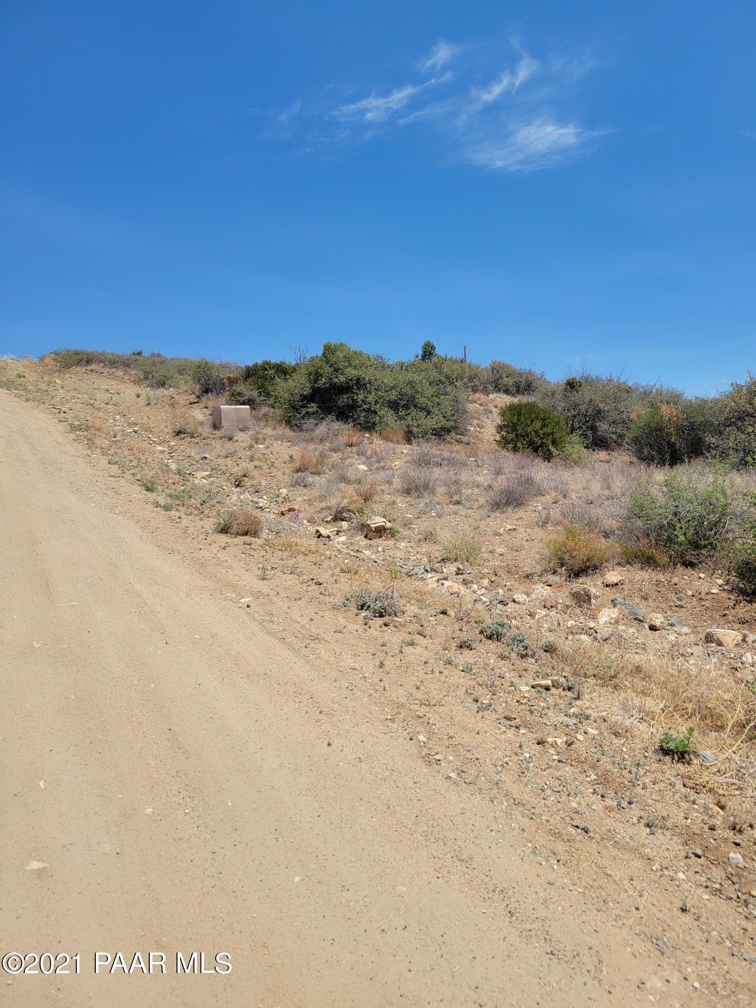 18123-141 Spoon Road Peeples Valley, AZ 86332 - Photo 4 of 18 Street view