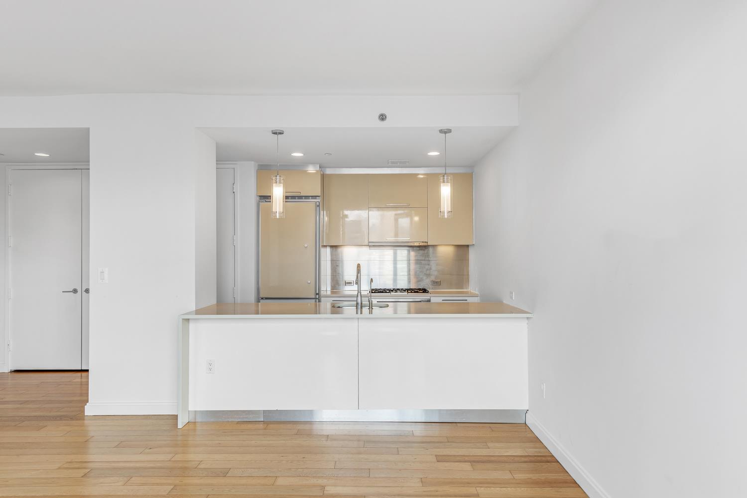 11-02 49th Avenue, Unit 9E Queens, NY 11101 - Photo 4 of 23