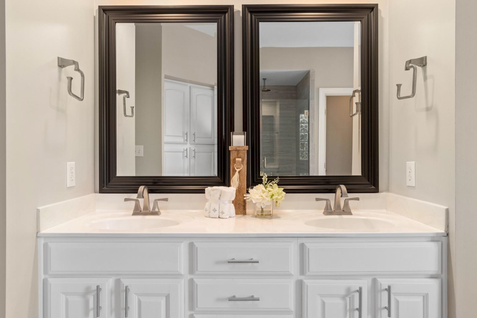 8215 Gadsen Court Raleigh, NC 27613 - Photo 27 of 48 Photo 28