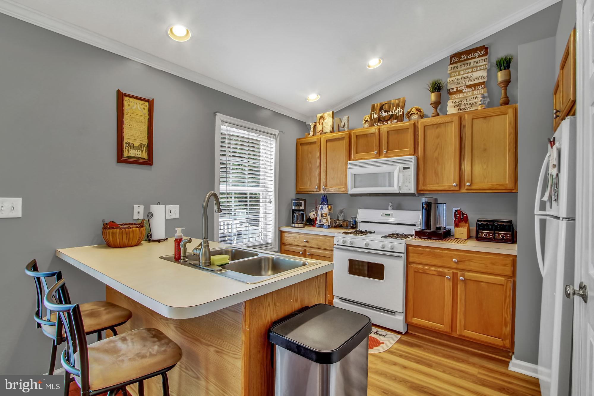 2585 Gora Road North York, PA 17404 - Photo 9 of 25 Gallery Image 9