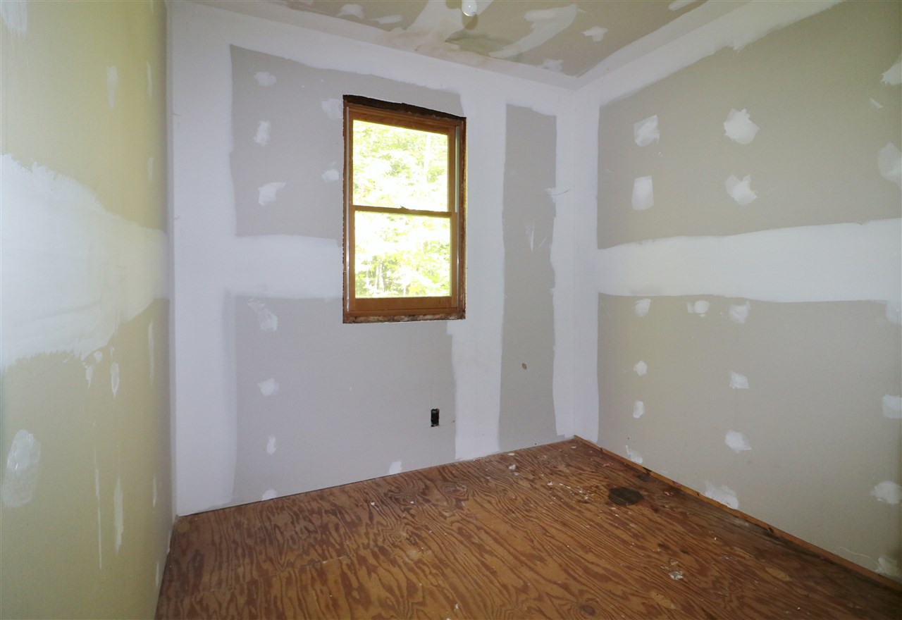 142 Sullivan Road Stark, NH 03582 - Photo 8 of 17