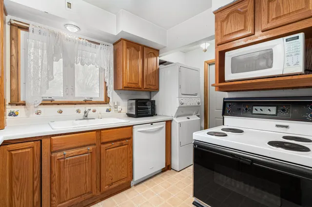 $149,900 | 2010 11th Avenue Northeast, Austin, MN 55912