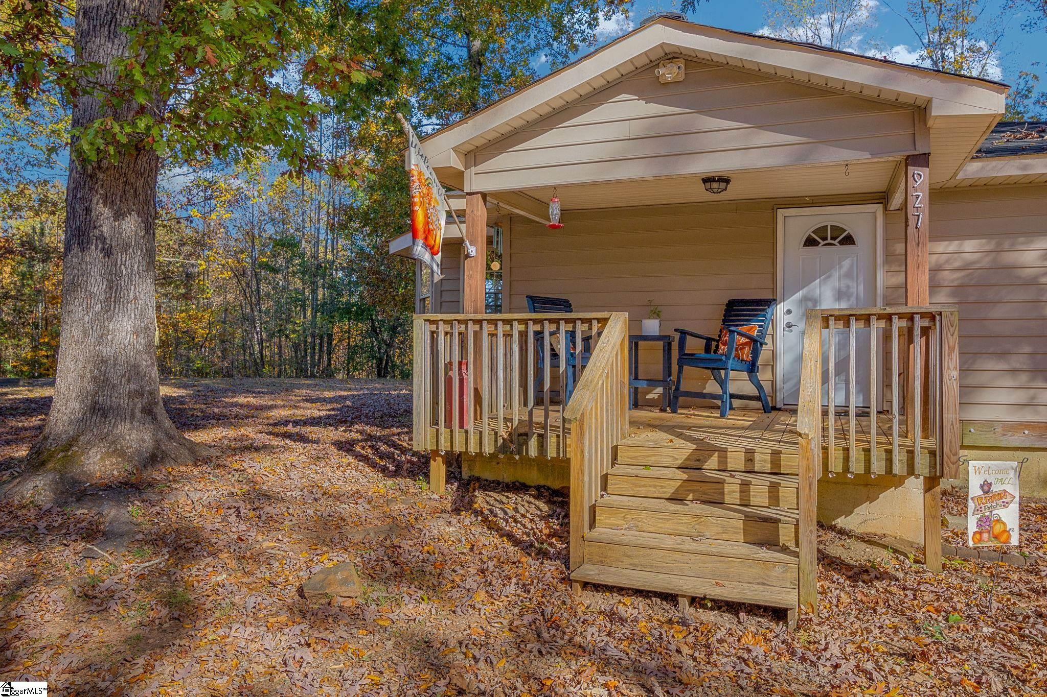 927 Shady Grove Road Pickens, SC 29671 - Photo 3 of 36 Gallery Image 3