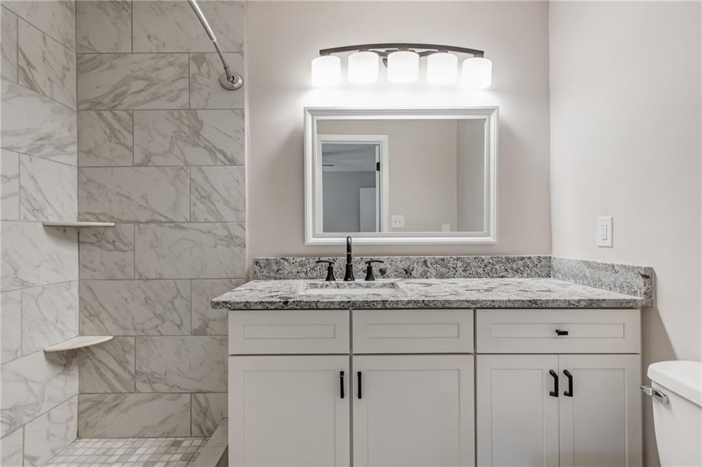 725 Anderson Walk Marietta, GA 30062 - Photo 6 of 28