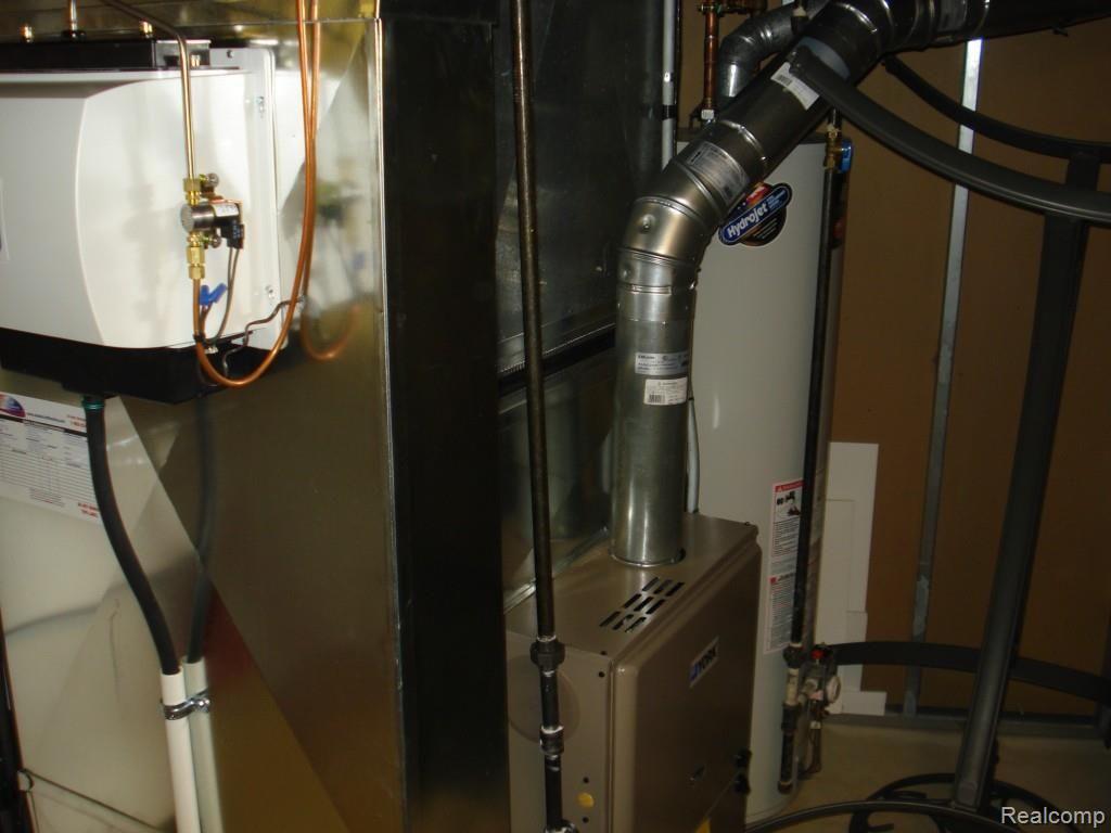 338 North Willard Road Canton, MI 48187 - Photo 19 of 19 New Furnace!!!.jpg