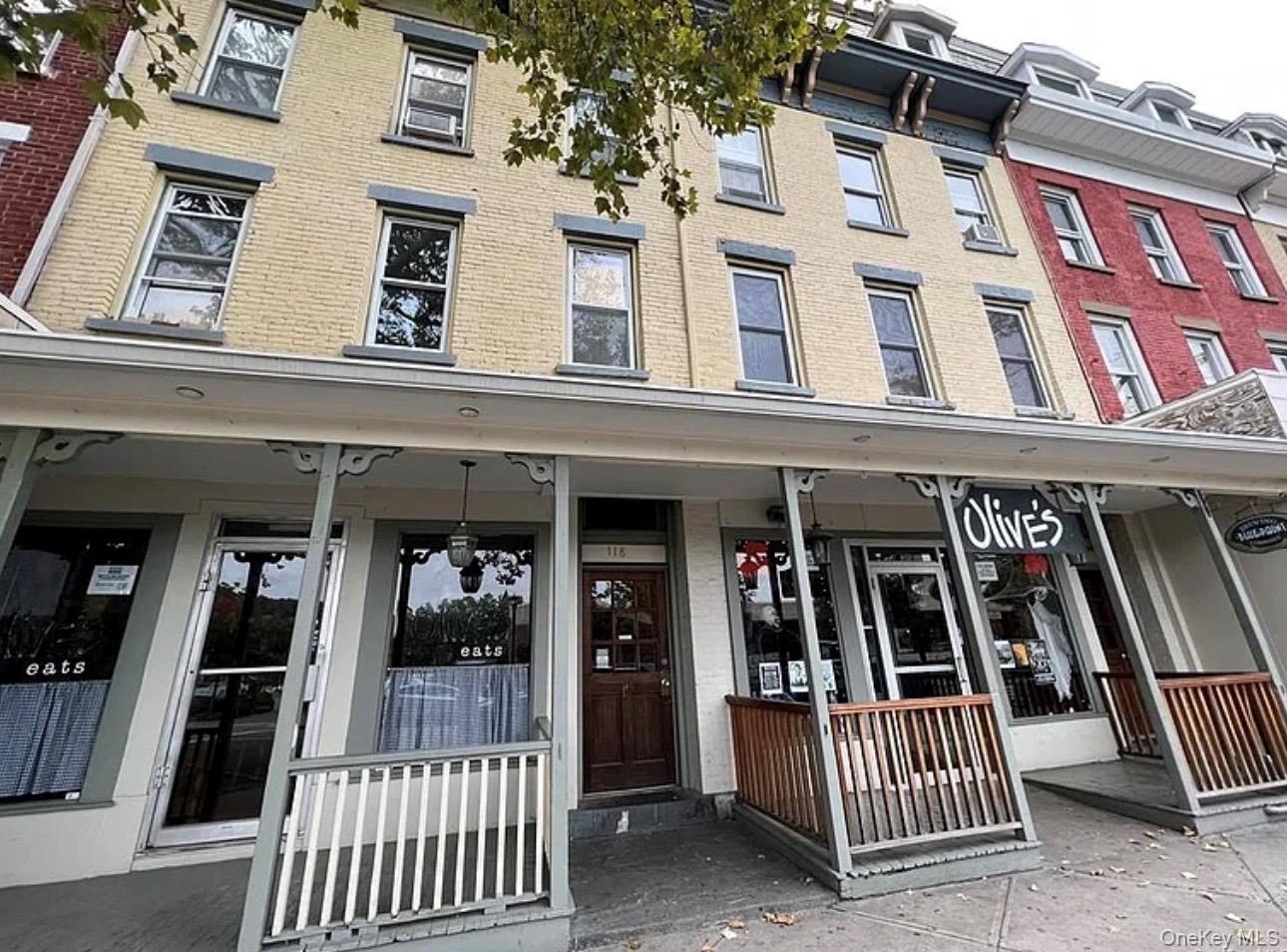 118 Main Street, Unit 3 Nyack, NY 10960 - Photo 5 of 20 front view of a house