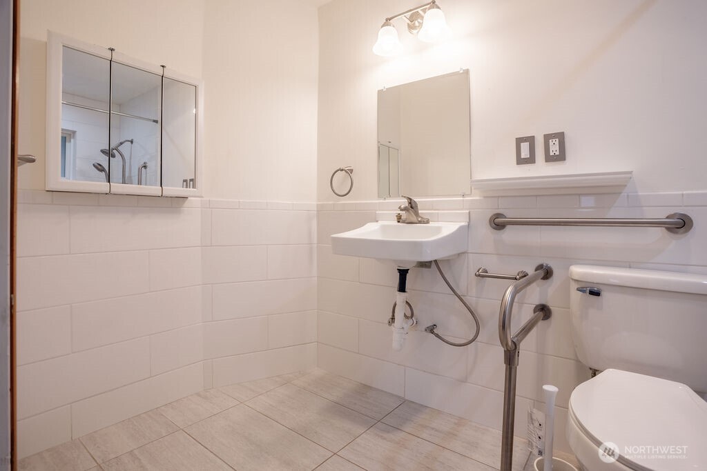 2209 42nd Avenue Longview, WA 98632 - Photo 11 of 29