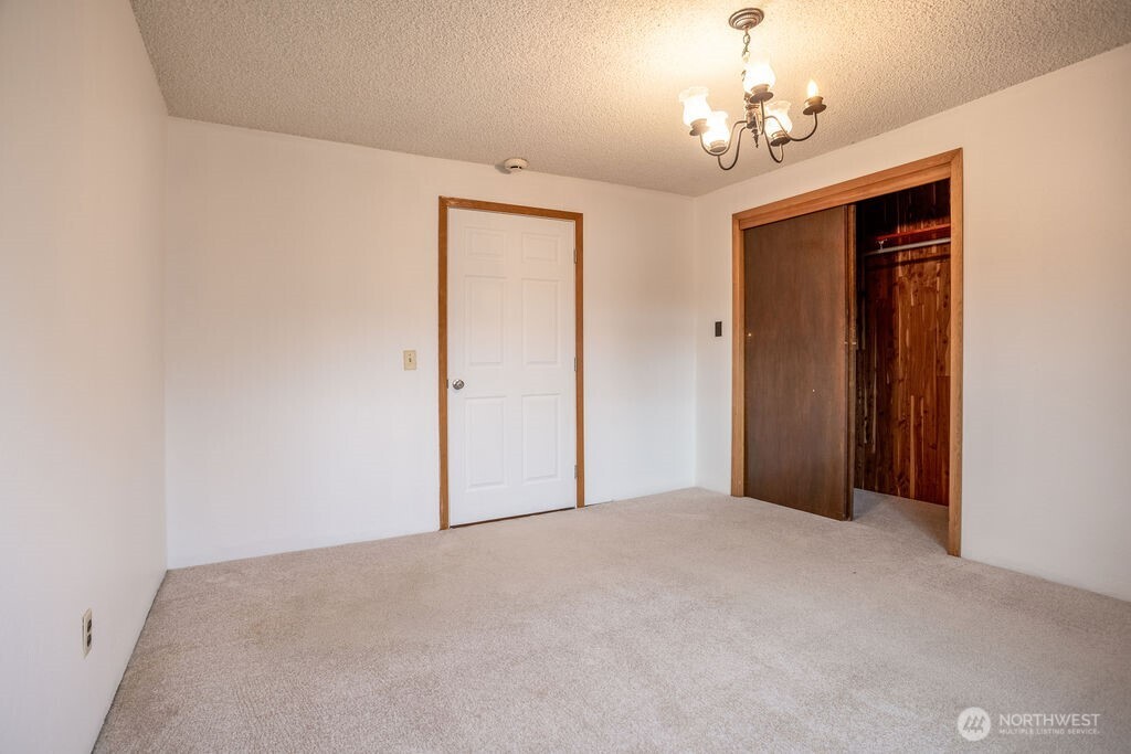 2209 42nd Avenue Longview, WA 98632 - Photo 16 of 29