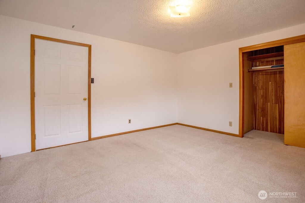 2209 42nd Avenue Longview, WA 98632 - Photo 9 of 29