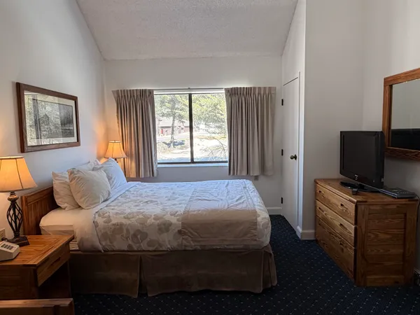 $185,000 | 23 Black Bear Way, Unit 322, Waterville Valley, NH 03215