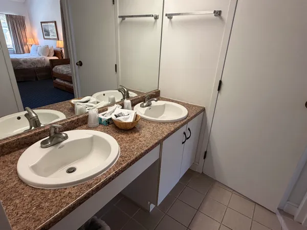 $185,000 | 23 Black Bear Way, Unit 322, Waterville Valley, NH 03215