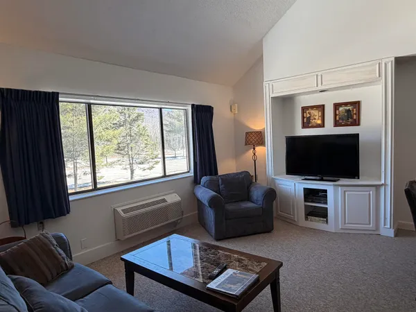 $185,000 | 23 Black Bear Way, Unit 322, Waterville Valley, NH 03215