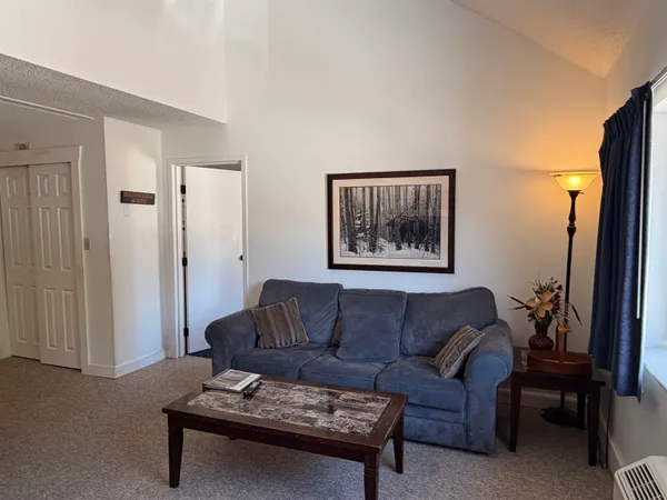 $185,000 | 23 Black Bear Way, Unit 322, Waterville Valley, NH 03215