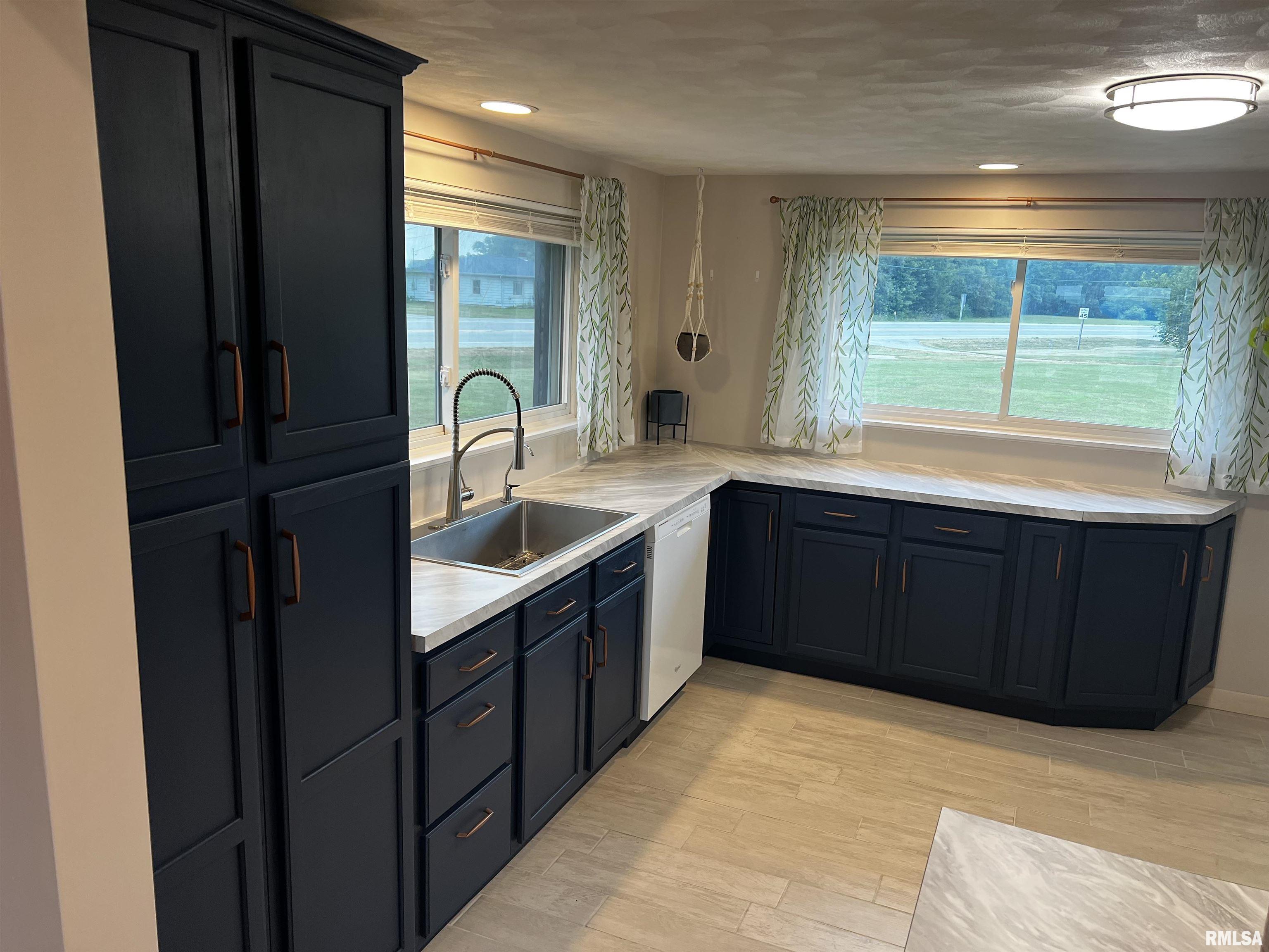 13658 North Manito Road Manito, IL 61546 - Photo 9 of 20
