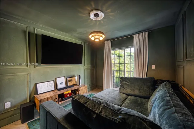 $1,395,000 | 3138 Virginia Street, Unit C, Coconut Grove, FL 33133