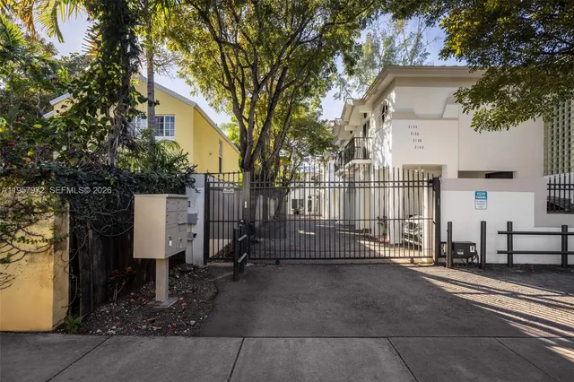 $1,395,000 | 3138 Virginia Street, Unit C, Coconut Grove, FL 33133