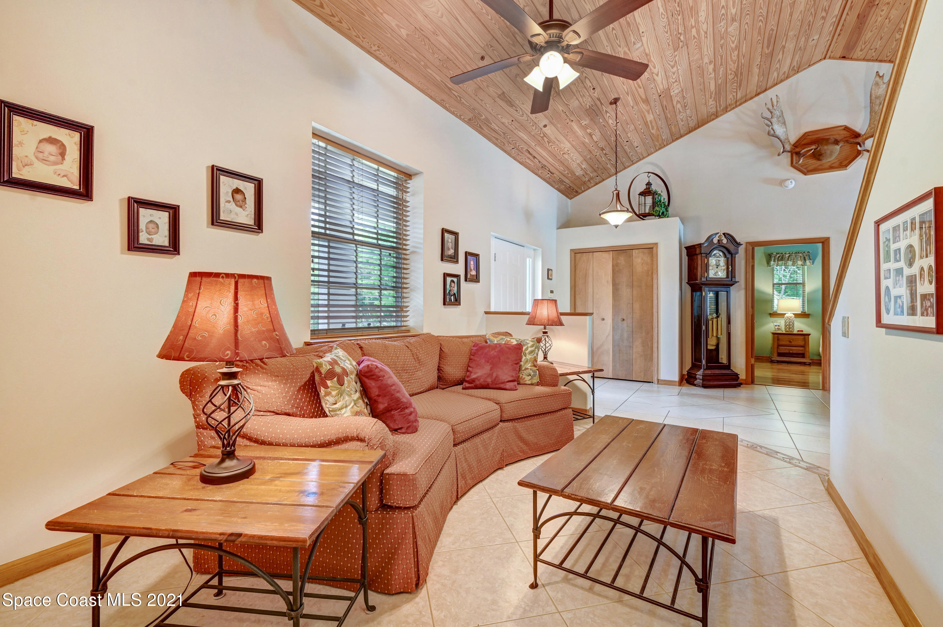 4475 Country Road Melbourne, FL 32934 - Photo 11 of 56 DSC_1865