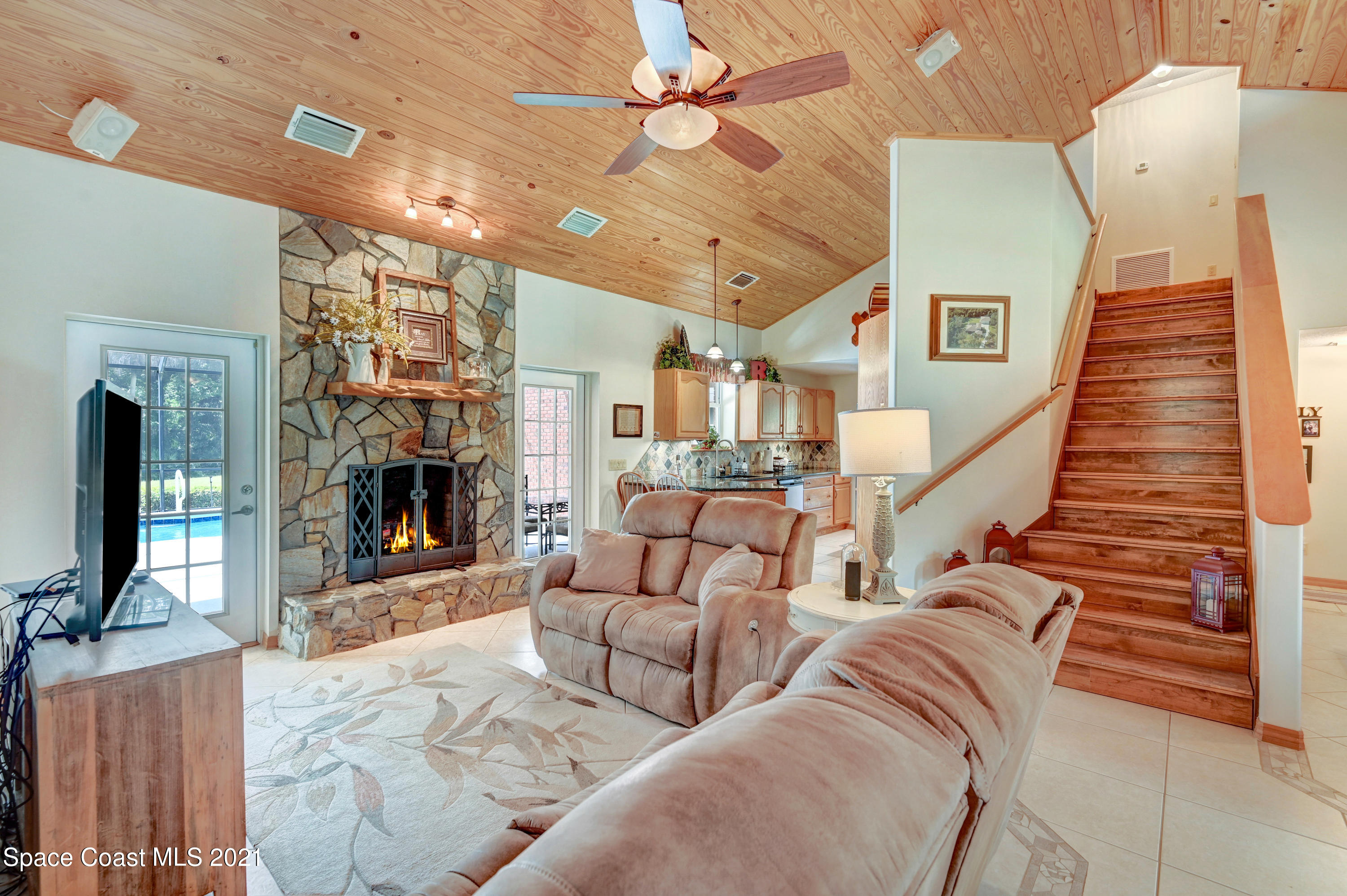 4475 Country Road Melbourne, FL 32934 - Photo 13 of 56 DSC_1871