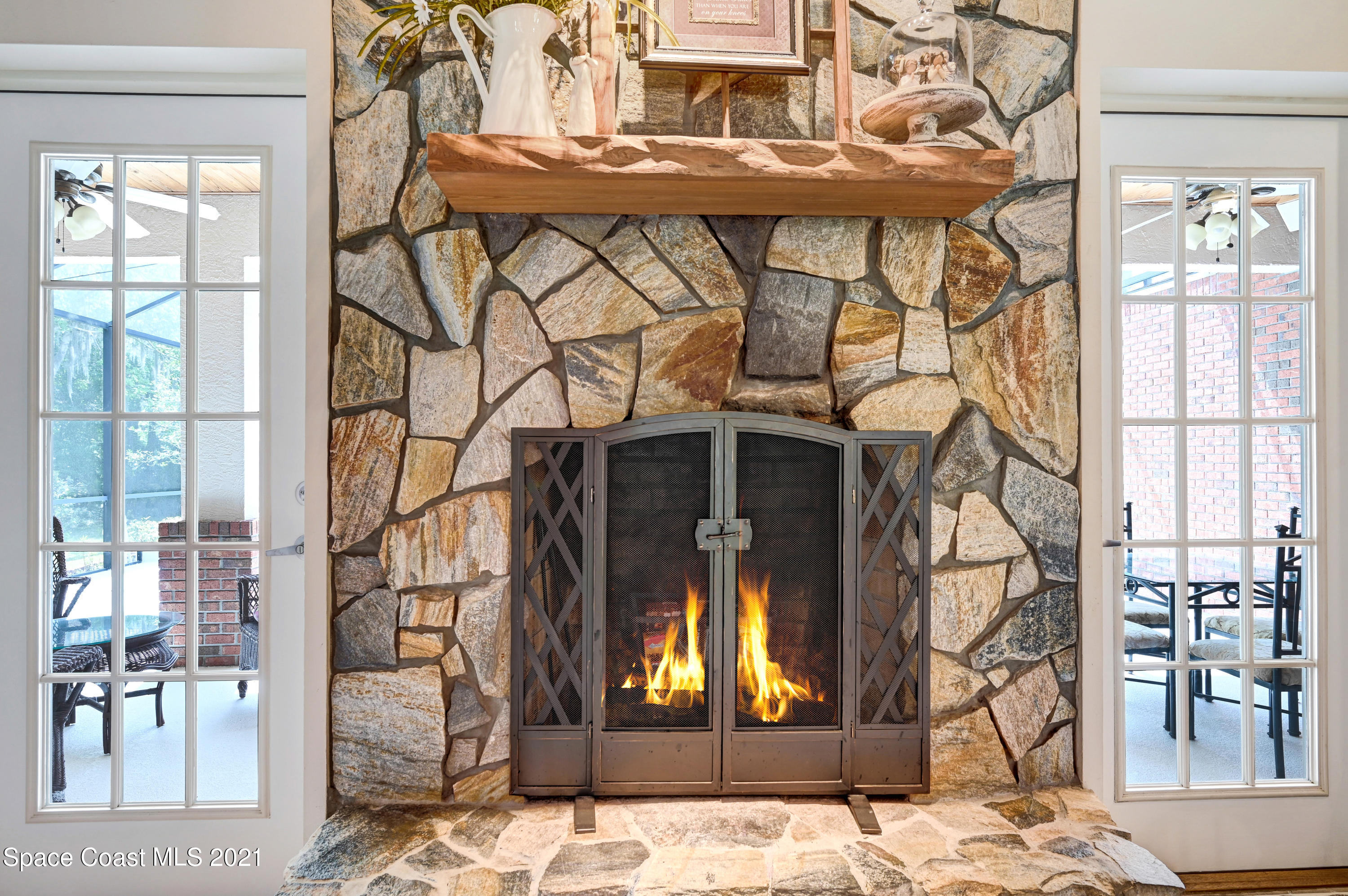 4475 Country Road Melbourne, FL 32934 - Photo 15 of 56 DSC_1880