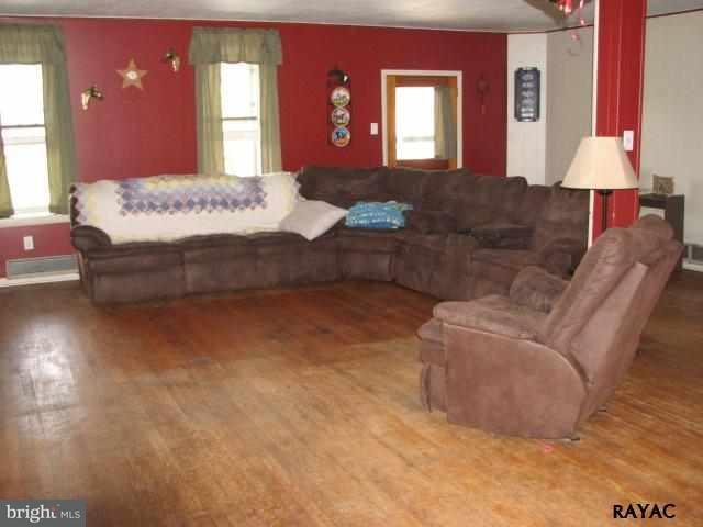 140 Old US Rte 15 York Springs, PA 17372 - Photo 8 of 20 Gallery Image 8