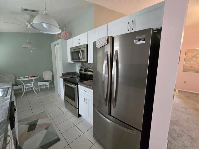 $1,450 | 8055 Picketts Court, Unit 8055, Weeki Wachee, FL 34613