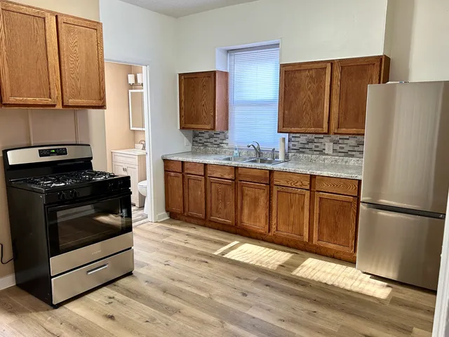 $90,000 | 444 6th Street, LaSalle, IL 61301