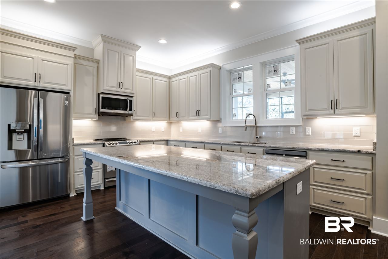 32090 River Cove Orange Beach, AL 36561 - Photo 14 of 28 Custom Kitchen