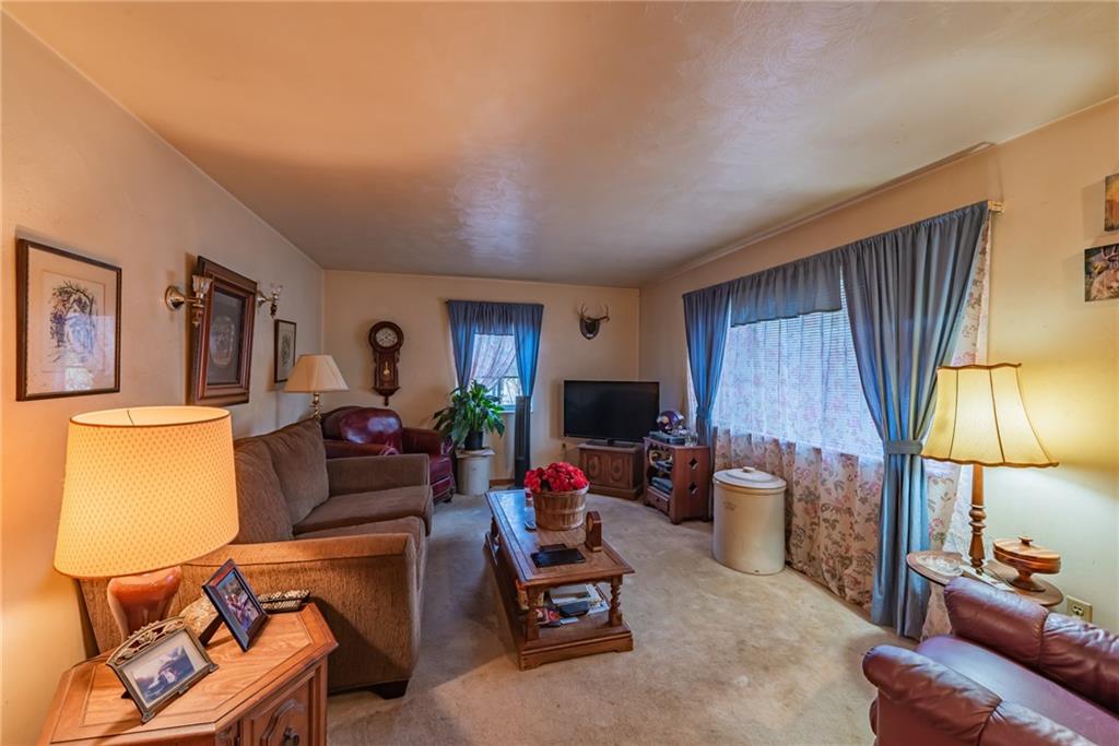211 Warren Street Perryopolis, PA 15473 - Photo 7 of 25 Gallery Image 7