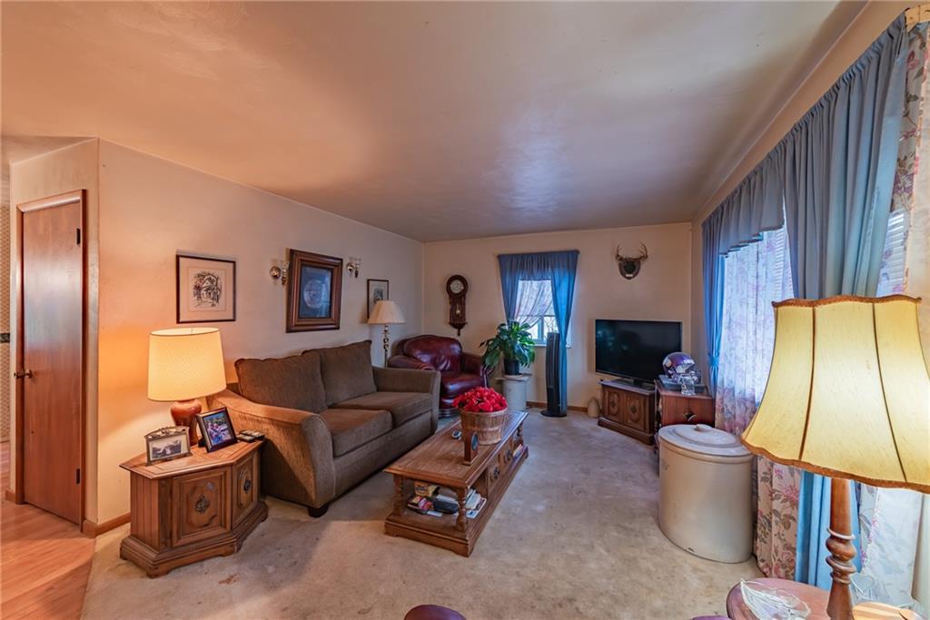 211 Warren Street Perryopolis, PA 15473 - Photo 8 of 25 Gallery Image 8