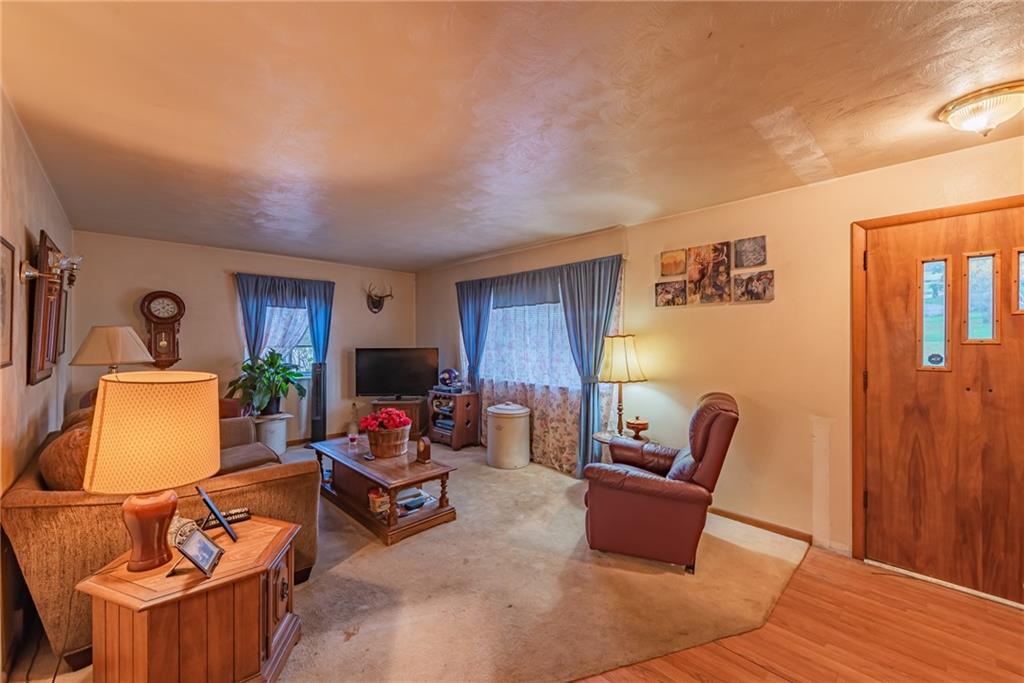 211 Warren Street Perryopolis, PA 15473 - Photo 10 of 25 Gallery Image 10