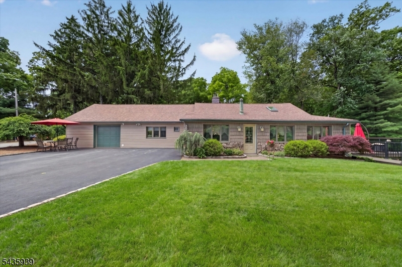 11 Rocky Point Road West Milford, NJ 07421 - Photo 1 of 47