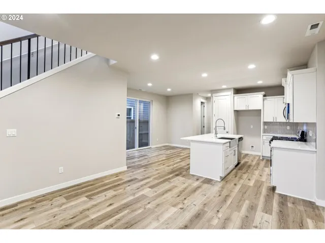 $499,960 | 3712 Southeast Yonder Lane, Hillsboro, OR 97123