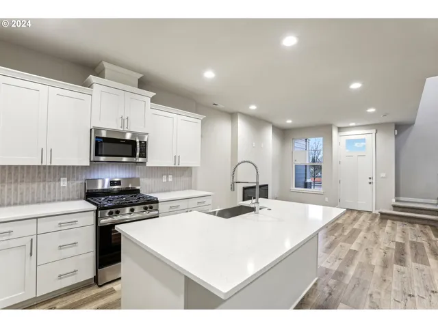 $499,960 | 3712 Southeast Yonder Lane, Hillsboro, OR 97123