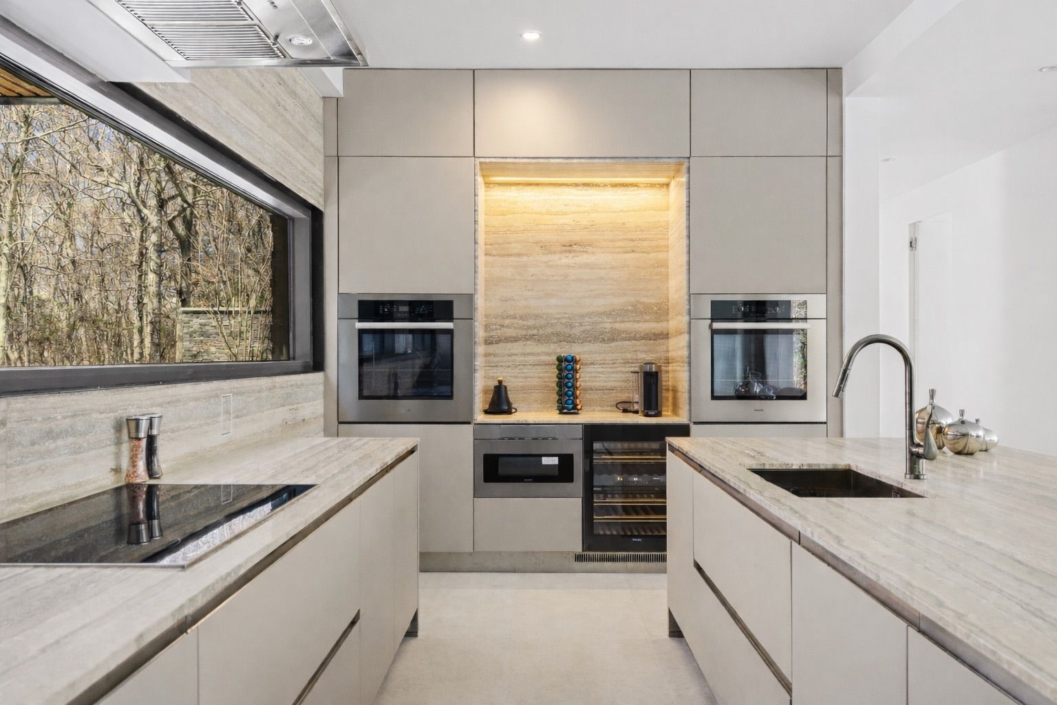 1694 Millstone Road Sag Harbor, NY 11963 - Photo 6 of 14 Silver Travertine Counters & Backsplash