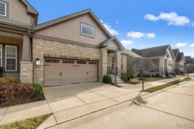 $740,000 | 568 Trevi Lane, Ballwin, MO 63011